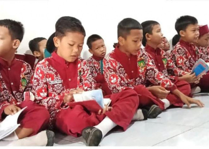 Hari Pertama Siswa Masuk Sekolah bulan Ramadhan, Jam belajar dikurangi 10 menit setiap Mata Pelajaran