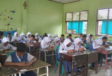 Siswa Mts N 1 Mulai Ikuti Ujian Semester Akhir