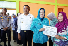 Tekan Angka Stunting, Pemkot Prabumulih Distribusikan 31 Paket Gizi kepada 31 Anak