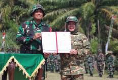 Ketika Seragam Loreng Menyentuh Hati Rakyat, TNI Buktikan Pengabdian Melalui TMMD di Bumi Serasan Sekundang