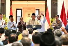 Prabowo Akui Program MBG Masih Bermasalah, Siap Copot Oknum Nakal