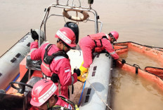  Pertamina EP Ramba Field, Tanggulangi Tumpahan Minyak di Sungai Parung 