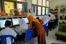 Wooww SMPN 1 Terapkan Digitalisasi Registrasi Peminjaman Buku Paket