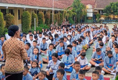 Siswa Xaverius Santa Maria Dibekali Pengetahuan Tentang perundungan 