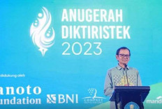 Kemendikbudristek Bagikan 500 Penghargaan di Malam Anugerah Diktiristek 2023