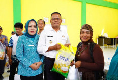 Subsidi Sembako Hingga Rp10 Ribu, Wako Cak Arlan Pastikan Warga Prabumulih Utara Terbantu