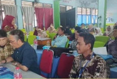 Hari kedua Guru Dibekali Tentang Penyusunan Modul Ajas Deep Learning