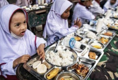 Program Makan Bergizi Gratis Prabowo untuk Anak Sekolah Dimulai 2 Januari 2025