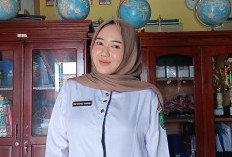 Bercita-cita Jadi Pegawai Bank, Mita Belajar Kerja jadi Staff TU SDN 37 Prabumulih