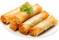 Resep Lumpia Goreng Isi Ayam Pedas, Gurihnya Nendang!