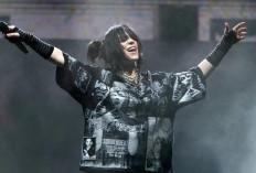 Gaya Oversize Billie Eilish Ternyata Punya Cerita Pribadi