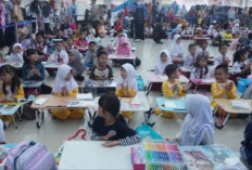 Peringatan HPN, Ratusan Siswa di Prabumulih Ramaikan Lomba Mewarnai yang Digelar PWI 