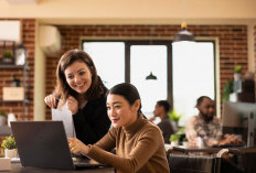 6 Tips Efektif Menjaga Kesehatan Mata Saat Lama Menatap Layar Laptop