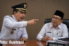 LKPJ Tertunda, Bupati Lahat Semprot Sekwan di Acara Pelantikan: Diminta Segera Mundur