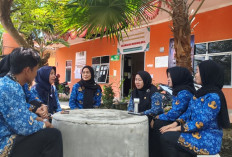 Sebar 50 Bibit Pohon ke RT dari DLH, Gunung Ibul Wujudkan Lingkungan Hijau & Ketahanan Pangan