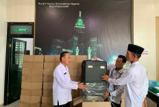 Jemaah Calon Haji Prabumulih Terima Koper, 2 Jemaah Belum Melunasi Pembayaran Haji 