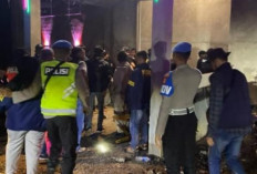 Razia Dini Hari di Banyuasin: 22 Pengunjung Kafe Positif Narkoba, Ratusan Botol Miras Disita