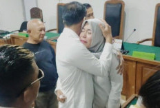 Eks Wakil Wali Kota Palembang Fitrianti Agustinda Divonis 7,5 Tahun