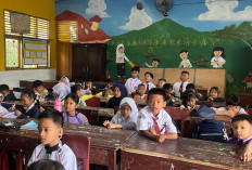 Kemenkes Targetkan 53 Juta Siswa Ikut Cek Kesehatan Gratis 2025