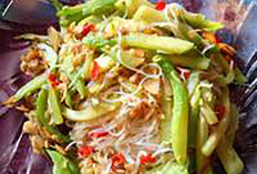 Mau Masak Cepat dan Enak Buat Berbuka? Coba Tumis Suun Telur dan Ebi Ini!