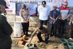 Momentum Hari Bhayangkara ke-80, Polres Prabumulih Bedah Rumah Muhammad Soleh