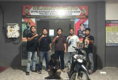 'Lagi Saro', Bandit Sikat Tas Kawan di Camp TI