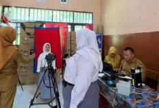 Disdukcapil Prabumulih Jemput Bola ke Sekolah, Percepat Perekaman KTP-el Pelajar