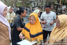 Gerak Cepat! Disdukcapil Prabumulih Pulihkan Dokumen Kependudukan 6 KK Korban Kebakaran Patih Galung