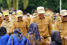Perdana Ngantor Cak Arlan Pimpin Apel, Langsung Halal Bihalal Bersama Pegawai Pemkot Prabumulih 