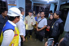 3 Jam Kelilingi Banjir di SMB, Akhirnya Walikota Temukan Penyebabnya