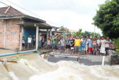 Banjir Payuputat Jembatan Putus, Gorong - Gorong Amblas