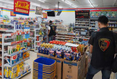 Perampok Bersenpi Gasak Rp19 Juta di Minimarket Sekayu, Pegawai Dikurung di Gudang