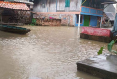 Banjir Payuputat Mulai Surut 