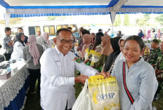 Warga Padati Lapangan Bola Muara Dua, Serbu Pasar Murah Gerbang Kita 