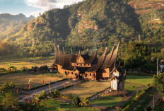 Jelajahi Wisata Budaya Sumbar: Istano Basa Pagaruyung yang Memesona