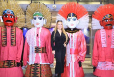 Mariah Carey Mendarat di Jakarta, Ondel-Ondel Langsung “Nge-joget” Sambut Mimi!