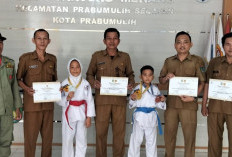Keren! Kakak Adik Asal Tanjung Menang Sabet Medali di Kejuaraan Karate Piala Gubernur Sumsel