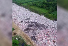 Bekasi Diterjang Lautan Sampah, Warga Terus Diganggu Bau Tak Sedap