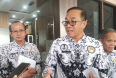 Guru Harus menjadi Contoh Baik bagi Para siswa