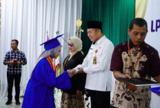 Wisuda LPMKA YKPP Prabumulih: Lulusan Harus Siap Kerja, Adaptif, dan Kompeten