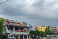 Prakiraan Cuaca Sumsel 2 Desember 2025: Siang Berpotensi Petir, Malam Hujan Lebat