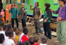 Relawan UIN Raden Fatah dan MAPALA Gelar Trauma Healing untuk Anak-anak Tapanuli Selatan