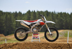 Yamaha YZ250F vs Honda CRF250R, Duel Motor Motocross Terbaik