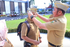 Pemprov Sumsel Terapkan Aturan Seragam ASN, Herman Deru Turun Langsung Periksa Atribut Pegawai
