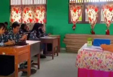 Siswa SMK PGRI 2 Selesaikan PSTS Jelang Ramadhan