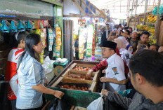 Pantau Harga Sembako, Wawako Palembang Kunjungi Pasar Sekip