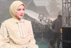 Lady Rara Nyaris Tertimpa Panggung Roboh Saat Manggung di OKI