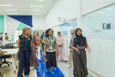 Istri Duta Besar Kunjungi Pusat Inovasi Paragon