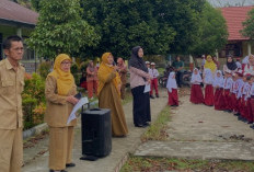 Hari Pertama Sekolah, SDN 7 Tanjung Batu Ogan Ilir Sambut Siswa Baru