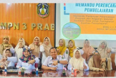 Pengawas Managerial Lakukan Observasi Praktik Kinerja Kepsek SMPN 3 Prabumulih